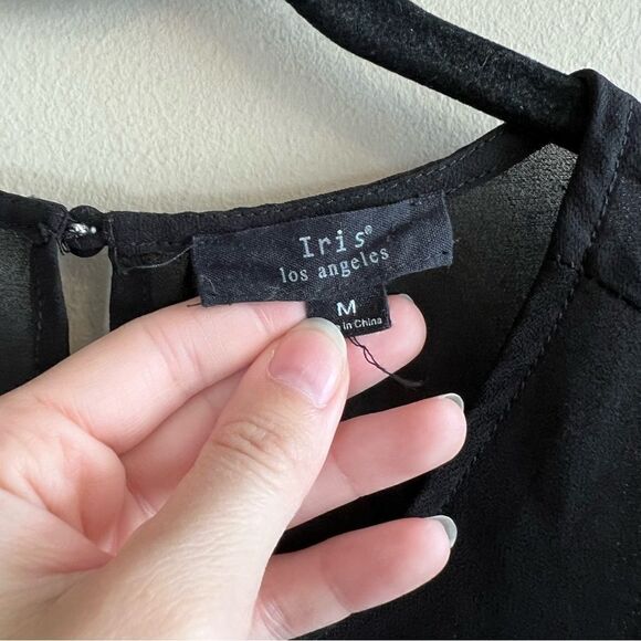 ✨ Iris Los Angeles Black Sheer Top Medium - Picture 4 of 8